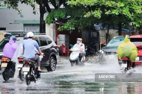 Huế, Đà Nẵng có nơi mưa to, cảnh báo nguy cơ lũ quét, sạt lở 6 giờ tới