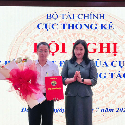 Cục trưởng Cục Thống kê bổ nhiệm ông Trần Văn Vũ làm Trưởng Thống kê TP. Đà Nẵng