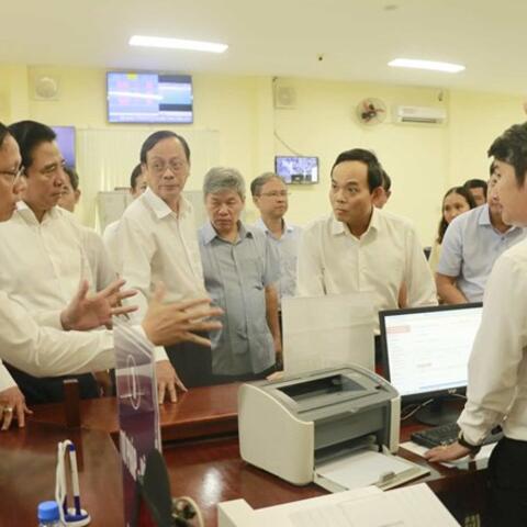 Khánh Hòa thành lập tổ công tác đặc biệt gỡ khó cho doanh nghiệp