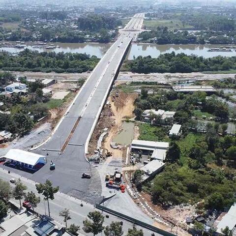 Cầu xã Đăk Pék, Quảng Ngãi thông xe sau nhiều năm dang dở vì thiếu vốn