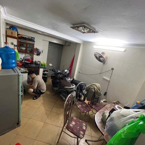 Lao động sống như thế nào với mức lương 10 triệu đồng/tháng ở Hà Nội