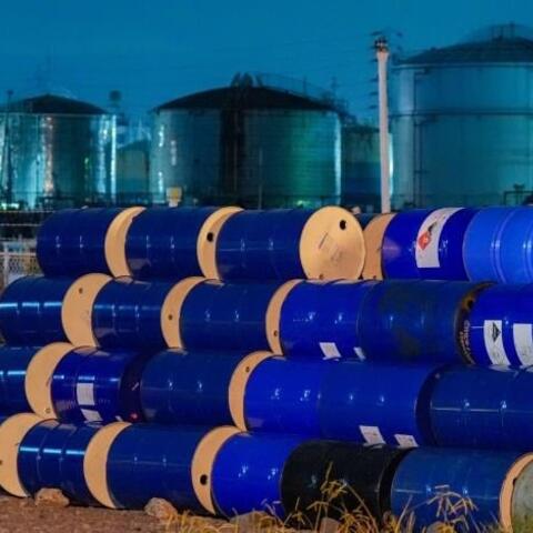 Giá dầu lao dốc sau khi Tổng thống Mỹ Donald Trump ra tín hiệu cuộc xung đột với Iran có thể sắp kết thúc