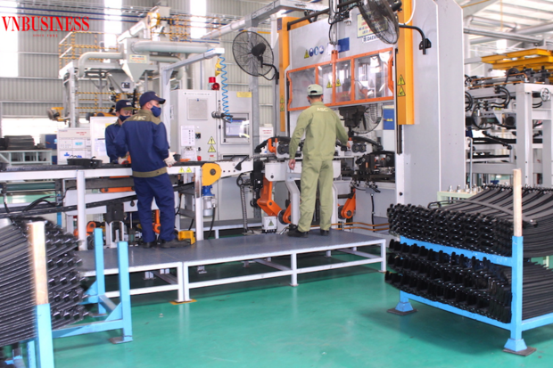 Ngành công nghiệp hỗ trợ làm gì để thoát cảnh ‘bóng mờ’ trong chuỗi cung ứng FDI?