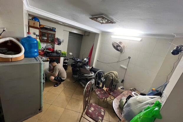 Lao động sống như thế nào với mức lương 10 triệu đồng/tháng ở Hà Nội