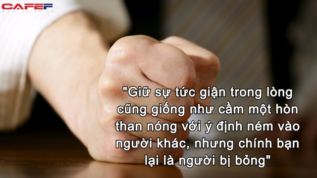 Trên đời có 2 thứ không thể nhìn trực tiếp là mặt trời và lòng người, muốn hiểu thấu một người thì nên quan sát họ vào thời điểm đặc biệt này  - Ảnh 1.