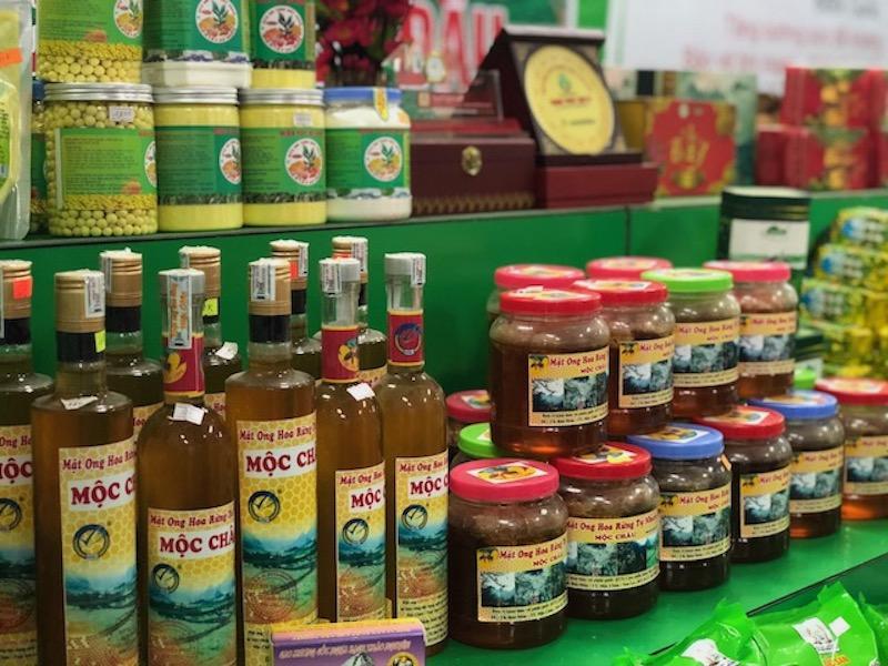 Bộ Thương mại Mỹ (DOC) công bố mức thuế chống bán phá giá sơ bộ của mật ong Việt xuất khẩu vào Mỹ mức 412,49%, tức là tiền nộp thuế cao gấp hơn 4 lần giá bán.