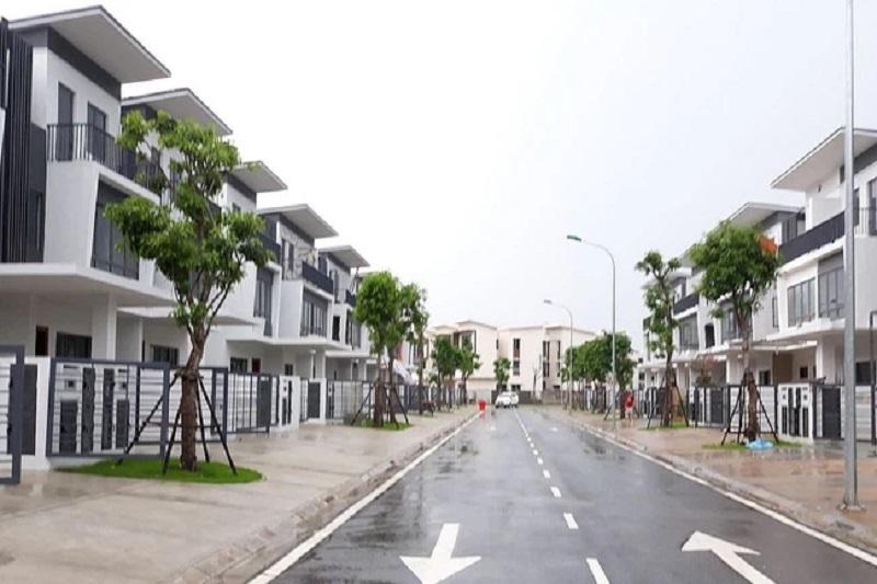 Bên cạnh sự thiếu khả thi, không ít ý kiến lo ngại, đánh thuế nhà và tài sản còn tiềm ẩn nguy cơ gây