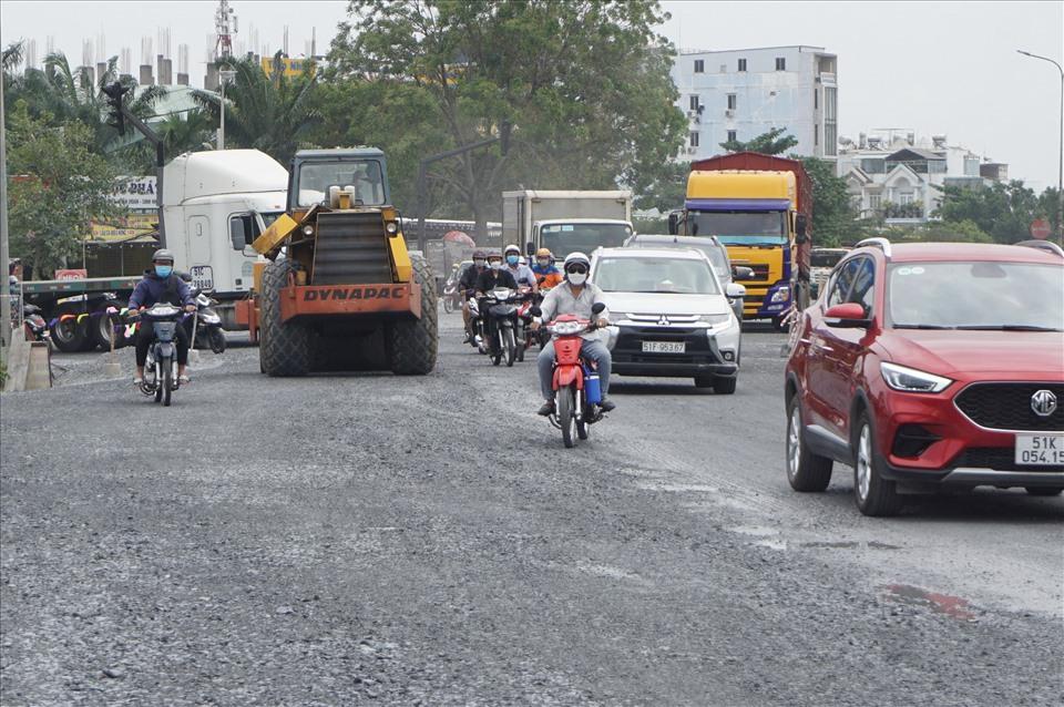 TPHCM xóa nút thắt ùn tắc trên đại lộ Nguyễn Văn Linh
