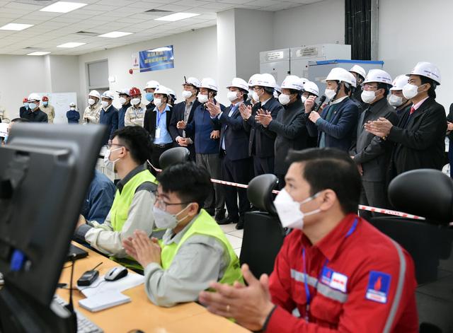 Gian truân "hồi sinh dự án đắp chiếu" hơn 10 năm - Ảnh 1.