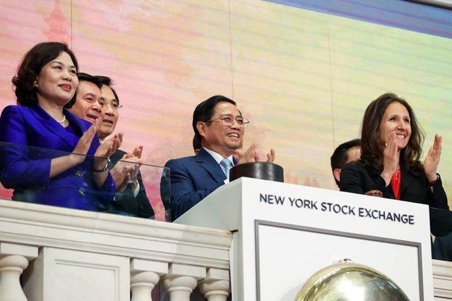 Thủ tướng Phạm Minh Chính tham quan, làm việc tại sàn giao dịch chứng khoán lớn nhất thế giới tại New York - Ảnh 6. Thủ tướng Phạm Minh Chính tham quan, làm việc tại sàn giao dịch chứng khoán lớn nhất thế giới tại New York - Ảnh 6.