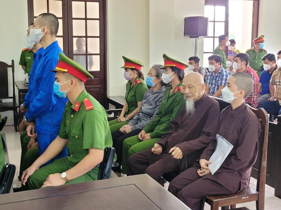 Long An: Hoãn phiên tòa xét xử vụ “Tịnh thất Bồng Lai”
