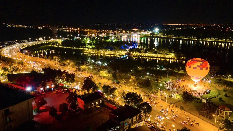 Đây là kỳ Festival Huế đầu tiên được tổ chức theo định hướng bốn mùa. Với chuỗi các hoạt động văn hóa, lễ hội diễn ra quanh năm, các hoạt động văn hóa, nghệ thuật, lễ hội dân gian, lễ hội cung đình, lễ hội mới được phân bố theo chủ đề từng mùa. Festival Huế 2022 được tổ chức là sự khẳng định cho nỗ lực của Thừa Thiên Huế đưa cuộc sống trở lại bình thường sau đại dịch và là sự kiện góp phần kích cầu du lịch với mục tiêu phát triển du lịch “chủ động – bền vững – an toàn”.