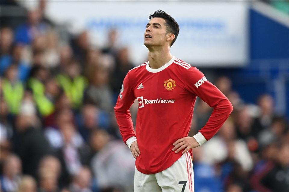 Tin chuyển nhượng ngày 6.7: Ronaldo không vui vì bị giảm lương