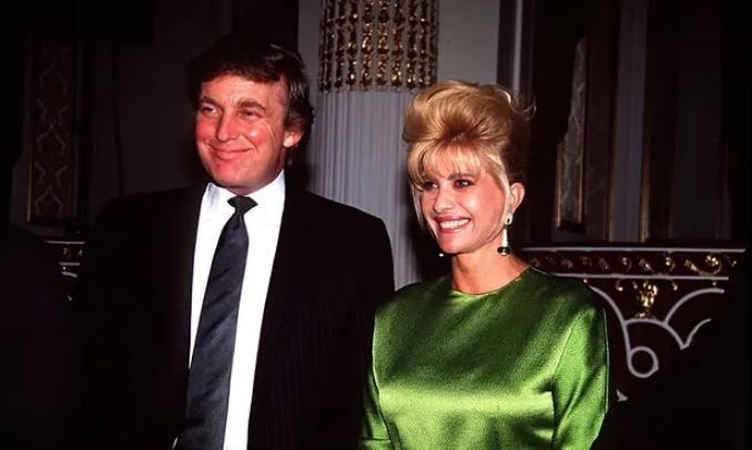 Vợ đầu ông Donald Trump qua đời, nghi do ngã cầu thang
