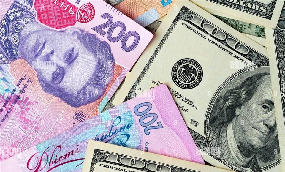 Ukraina phá giá tiền tệ quốc gia