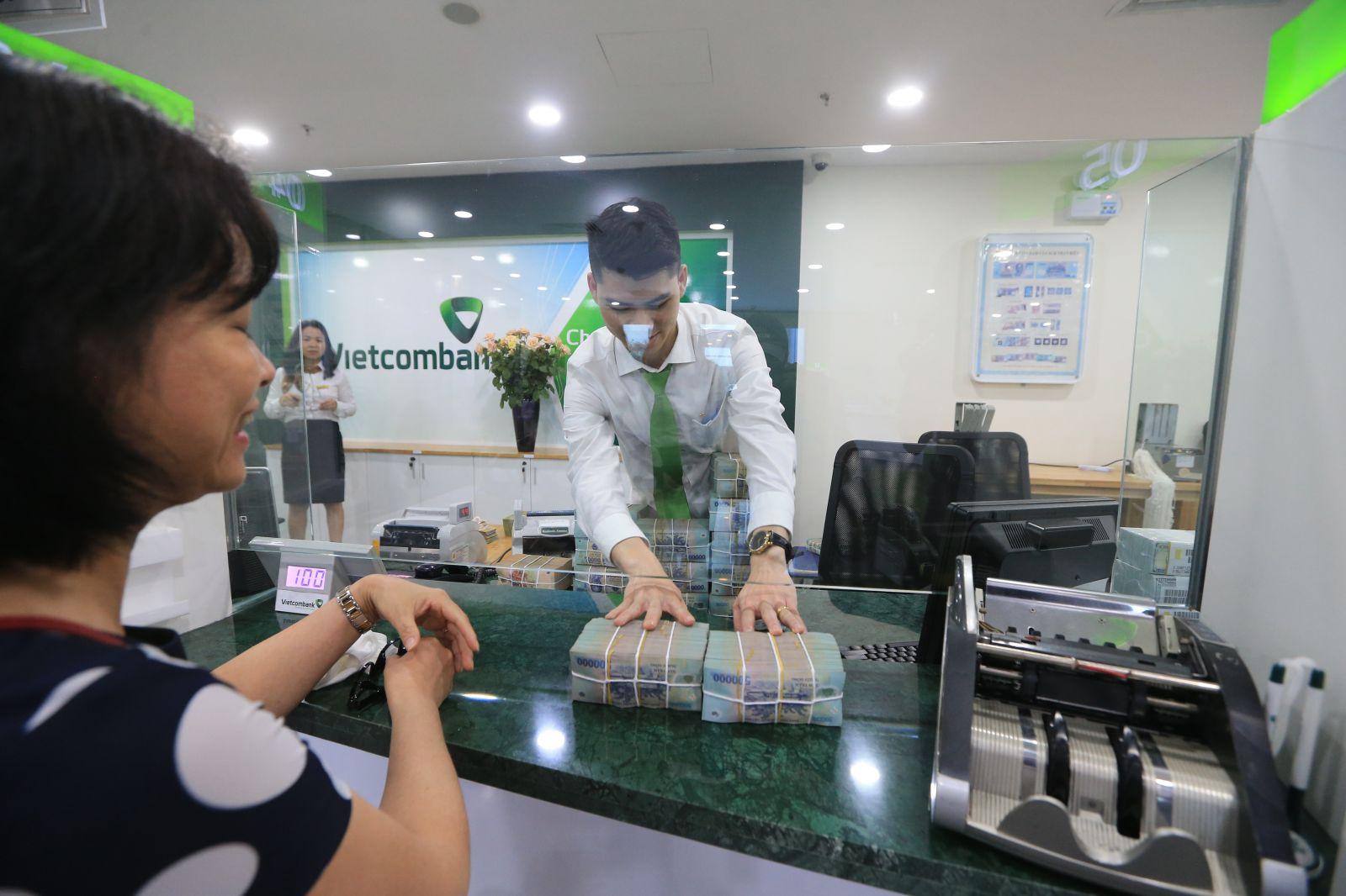 Gỡ bỏ room tín dụng để sử dụng các công cụ thị trường hơn được nêu trên cũng chính là bước đi đúng định hướng chiến lược trở thành một NHTW hiện đại đã được đề cập trong quyết định 986/QĐ-TTg