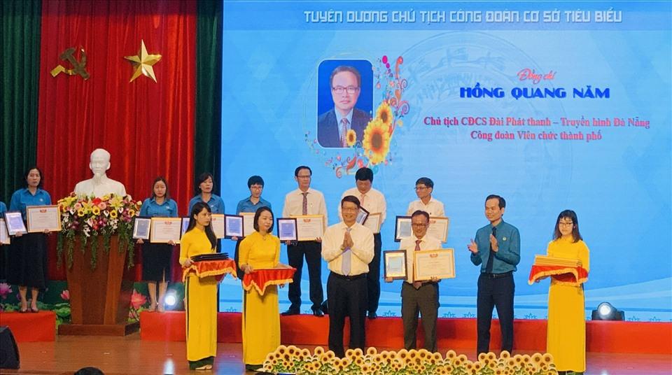 Đà Nẵng: Trao