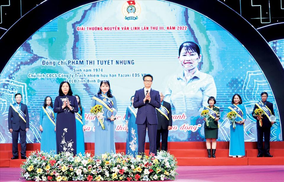 Tôn vinh cán bộ Công đoàn nhiệt huyết, sáng tạo, tận tâm vì người lao động