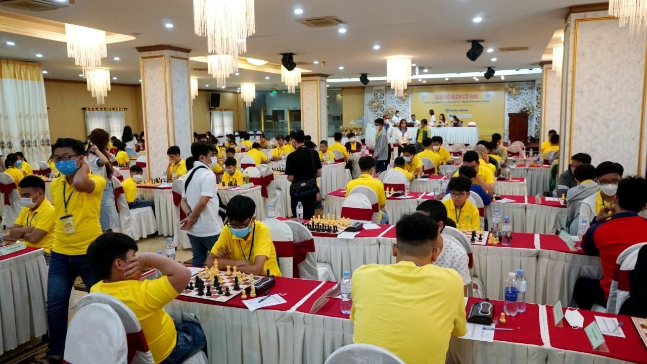 Quang cảnh buổi thi đấu đầu tiên của Giải tại TP.Cần Thơ.