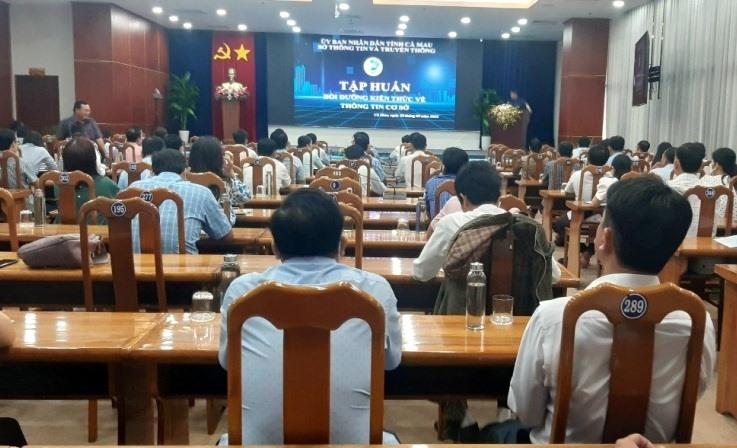 Tập huấn, bồi dưỡng thông tin báo chí, xử lý khủng hoảng truyền thông