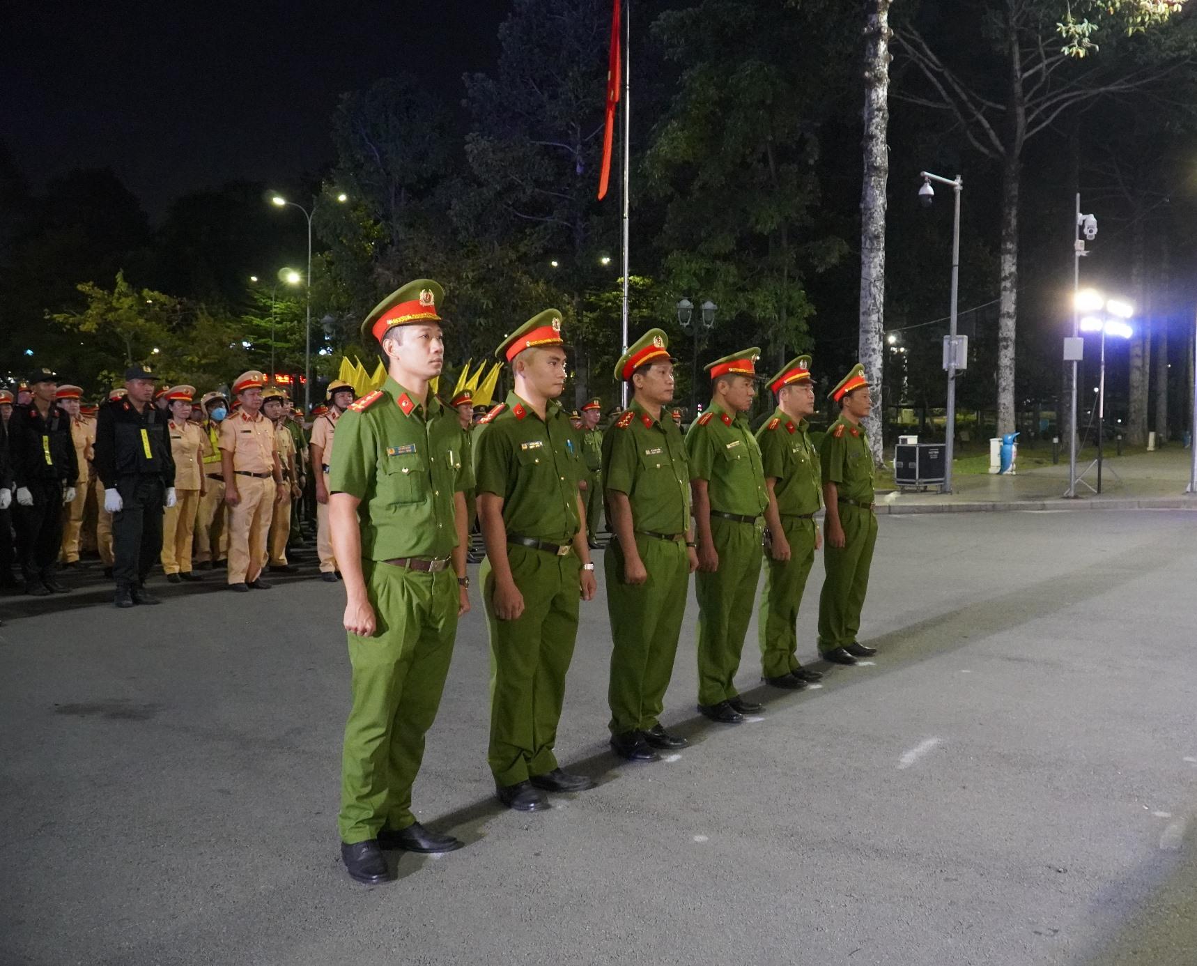 Lực lượng 161 Công an Đồng Nai ra mắt. Ảnh: Hà Anh Chiến