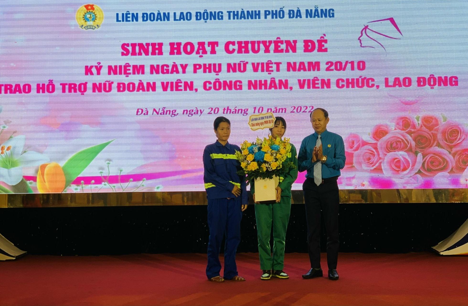 Nữ đoàn viên công đoàn sinh hoạt chuyên đề