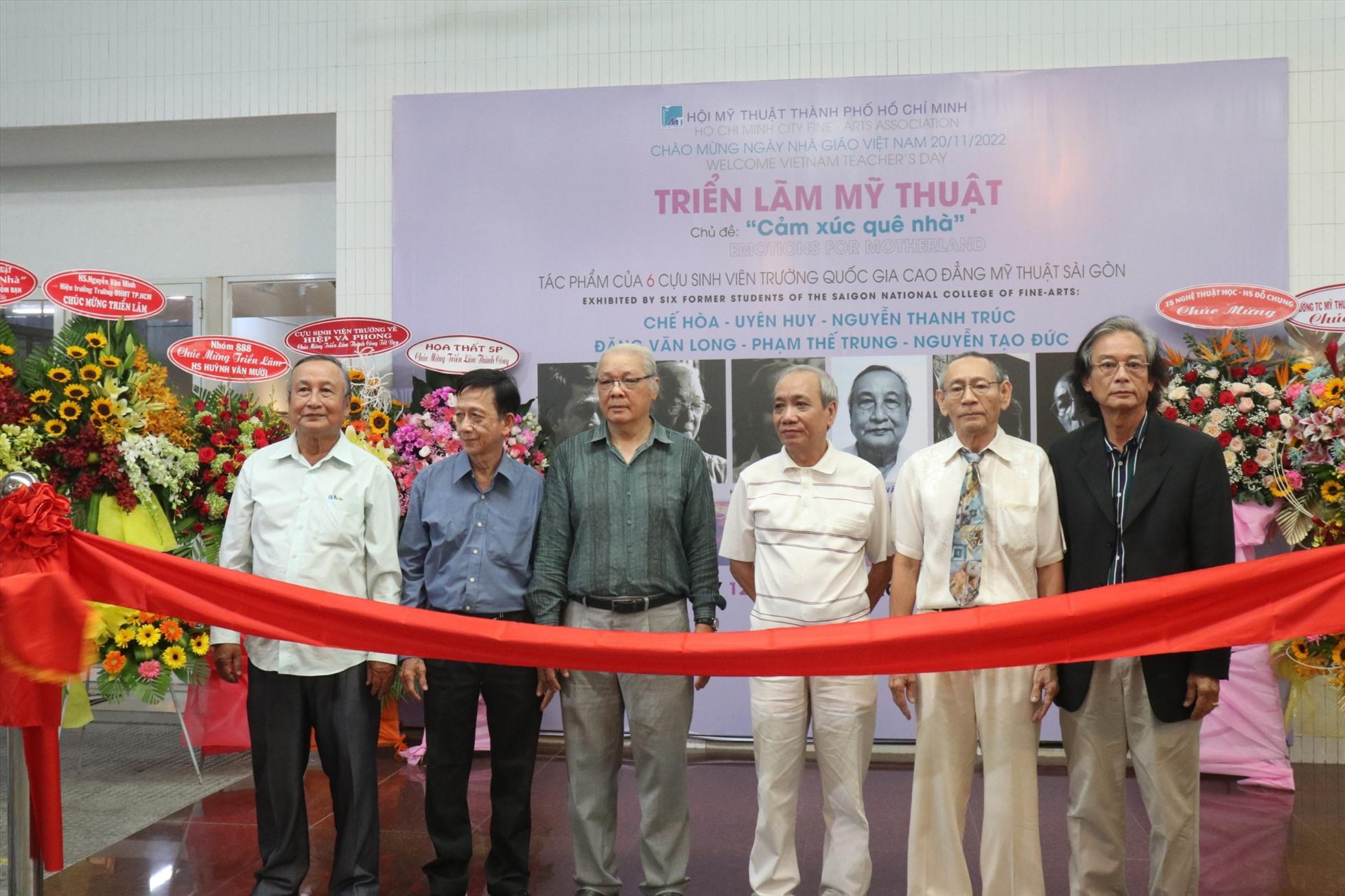 Triển lãm “Cảm xúc quê nhà” hưởng ứng ngày Nhà Giáo Việt Nam 20.11