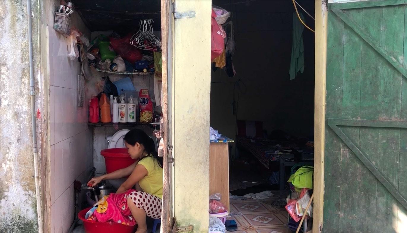 Công nhân nhà trọ: Nguy cơ bệnh tật vì môi trường ô nhiễm