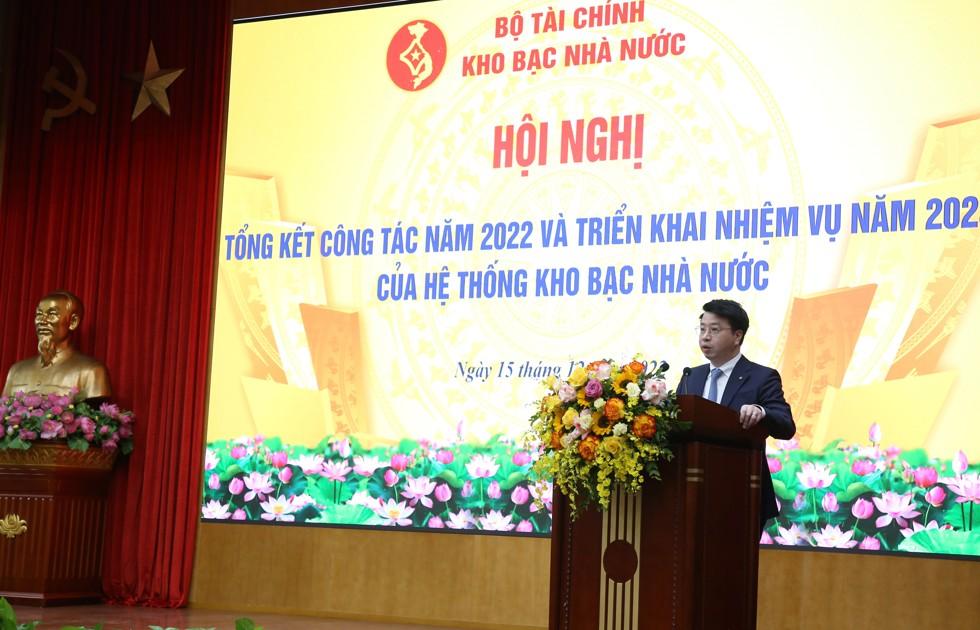Tổng Giám đốc Kho bạc Nhà nước Trần Quân phát biểu tại Hội nghị.  