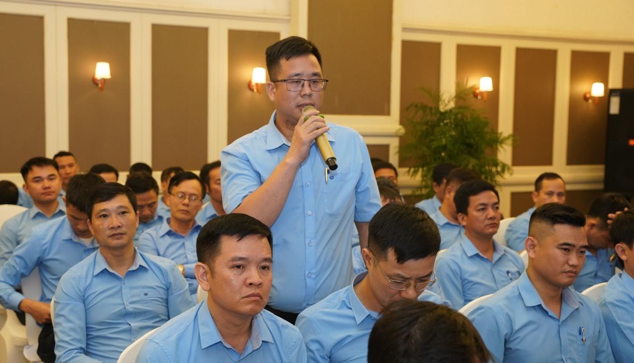 Công ty Than Quang Hanh đối thoại tại nơi làm việc với người lao động