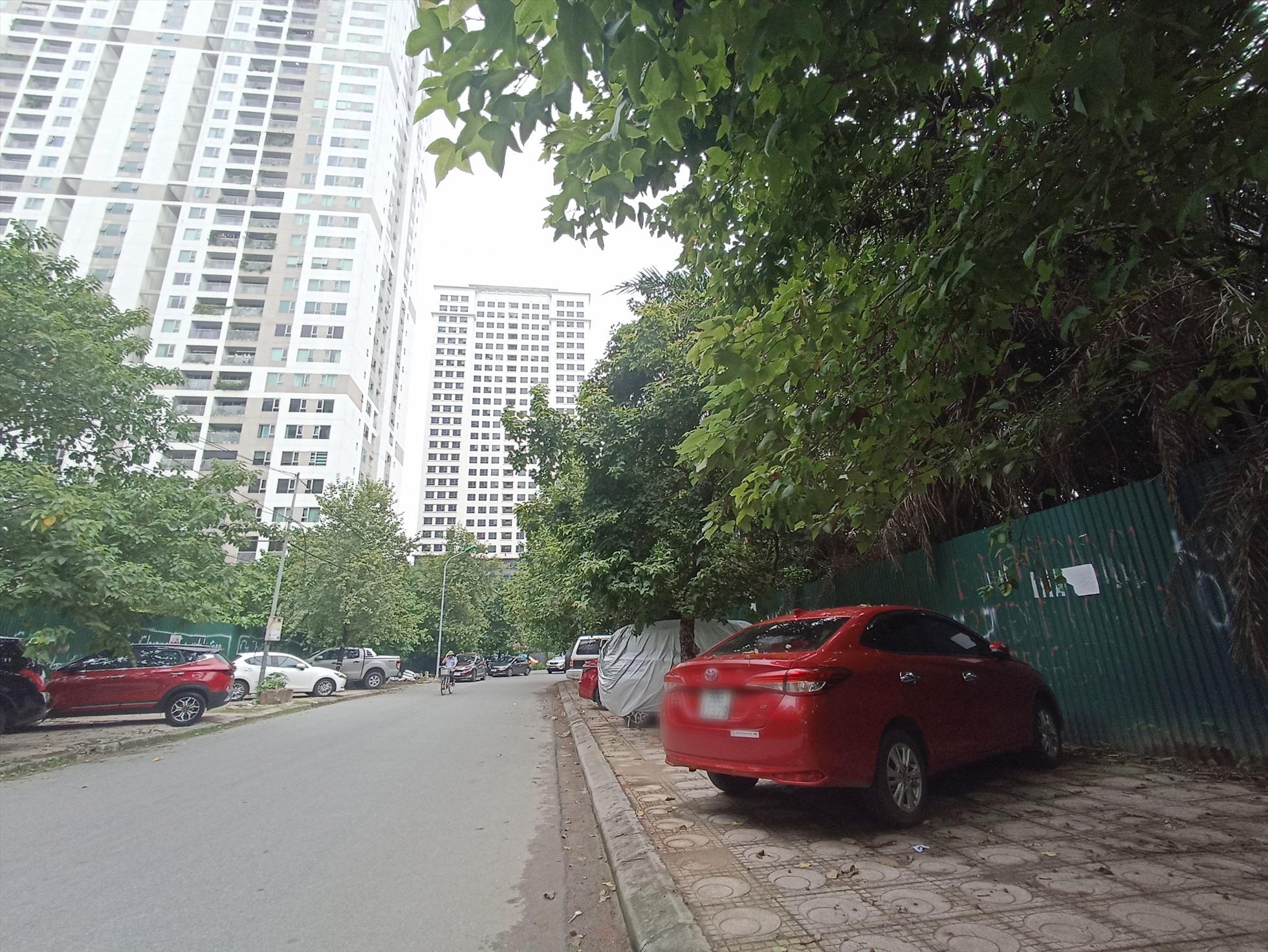 Chung cư tiền tỉ không có suất gửi xe ôtô