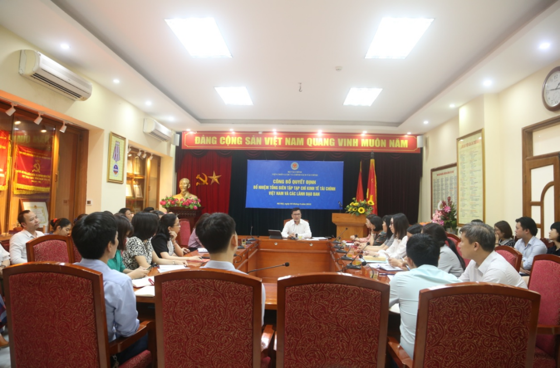 Toàn cảnh buổi lễ công bố và trao quyết định bổ nhiệm.