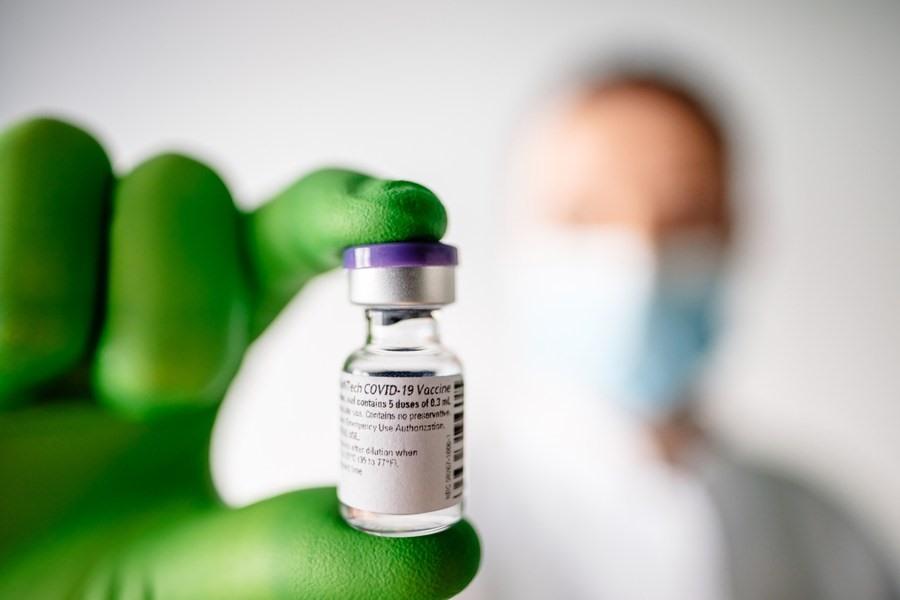 Mỹ chi 5 tỉ USD tăng tốc phát triển vaccine COVID-19 thế hệ mới