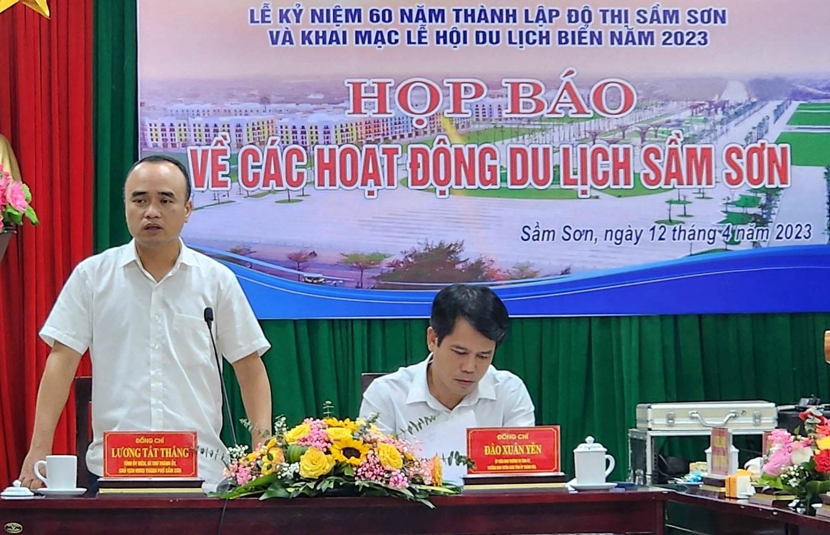 Bí thư Thành ủy Sầm Sơn: Cam kết  xử lý với nạn chặt chém, chèo kéo khách