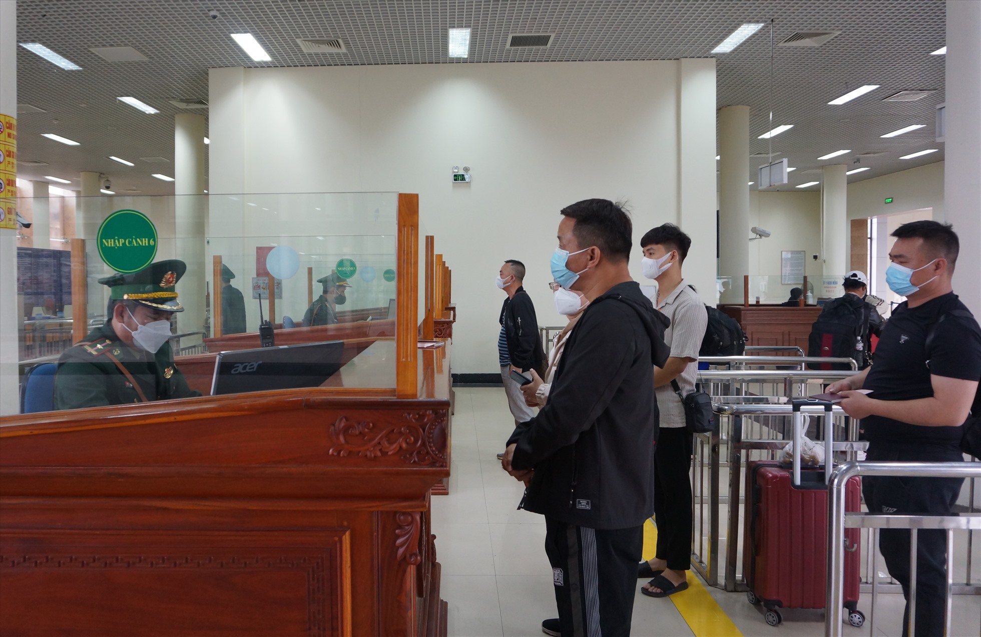 Quảng Ninh: Cấp cứu kịp thời một công dân Trung Quốc co giật