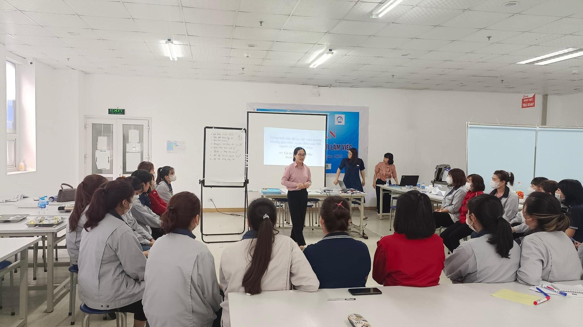 Tăng đối thoại để giảm tranh chấp lao động tại doanh nghiệp