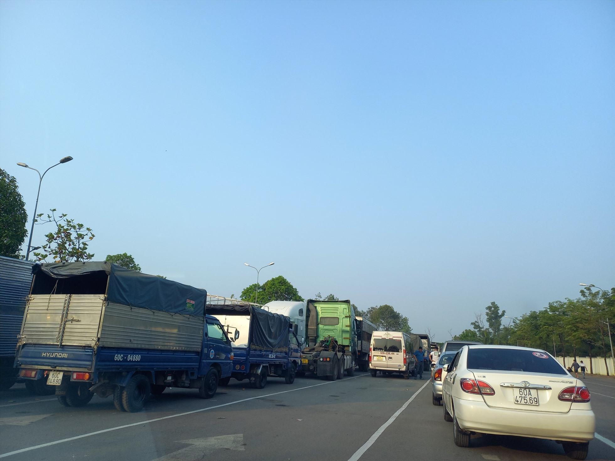 Đăng kiểm ở Đồng Nai quá tải, hàng loạt doanh nghiệp bị thiệt hại