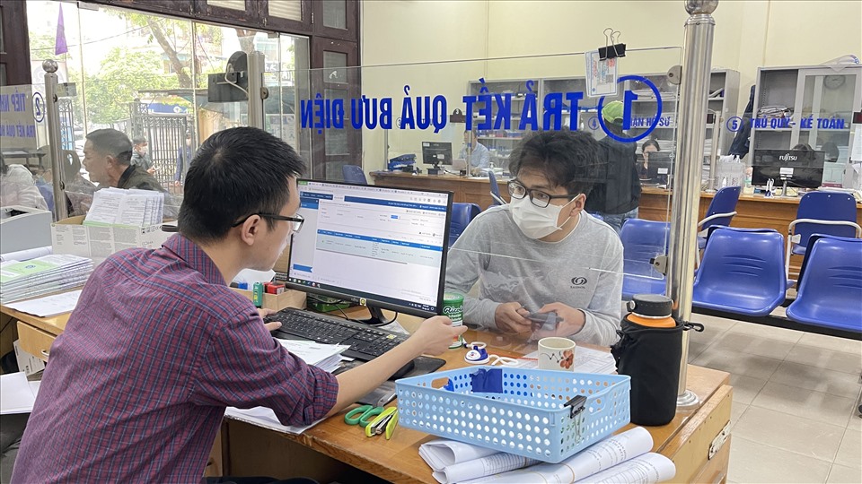Tạm hoãn hợp đồng lao động thì có thể tham gia bảo hiểm xã hội tự nguyện