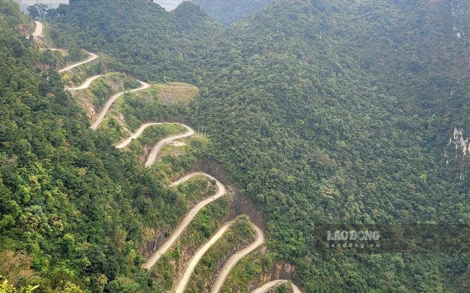 39 tỉ đồng để tu sửa, nâng cấp đường đèo 14 tầng nổi tiếng ở Cao Bằng