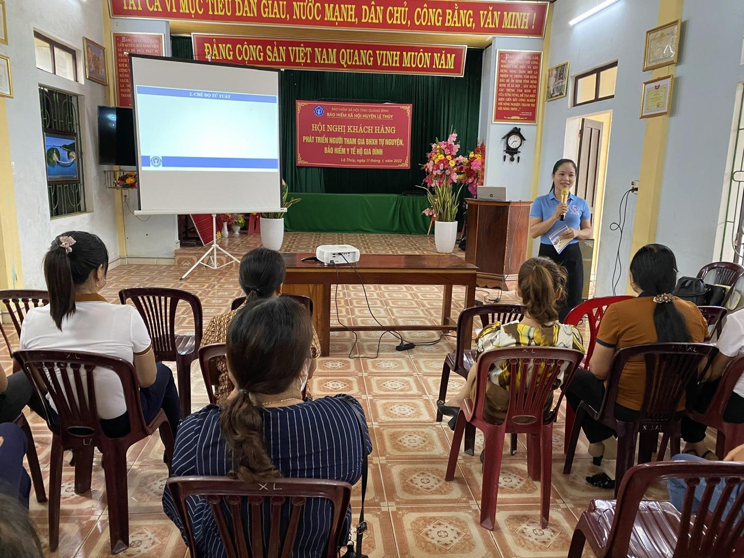 Phát huy chính sách BHXH, BHYT trong đảm bảo an sinh xã hội cho người dân và người lao động.