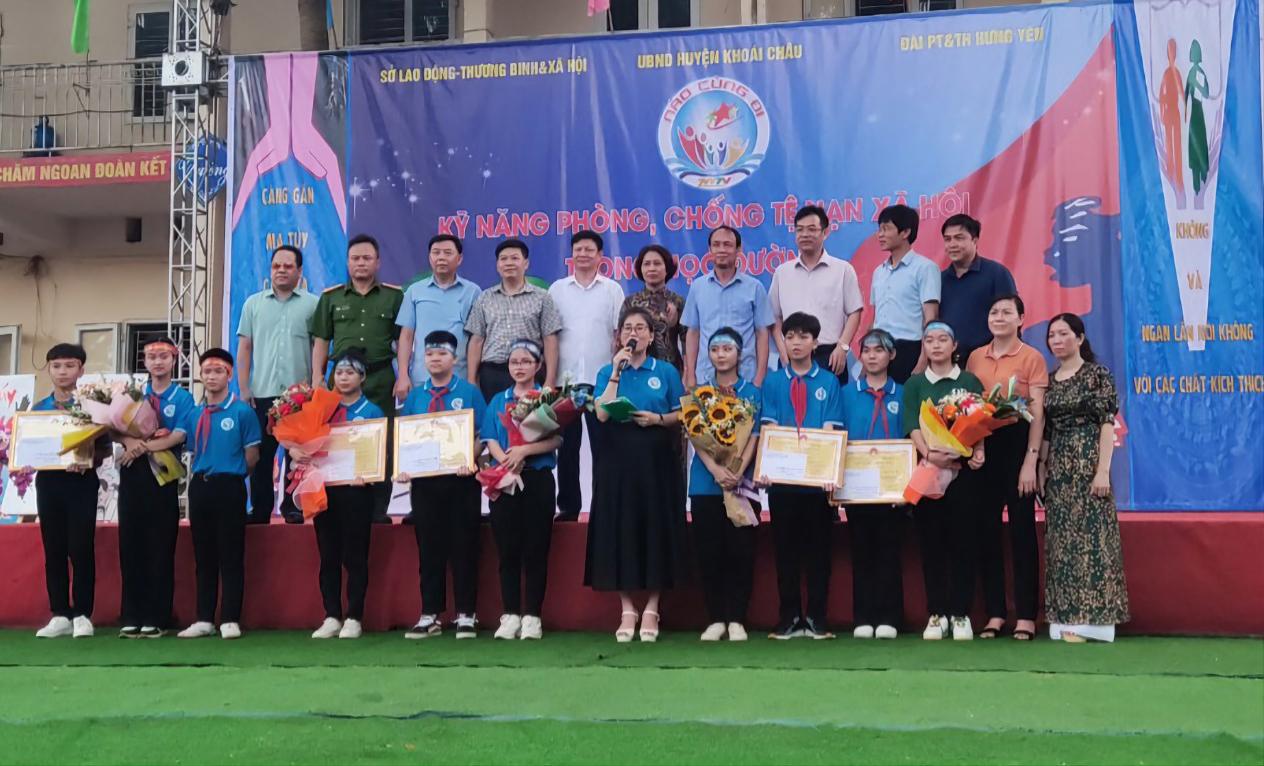 Tuyên truyền kỹ năng phòng, chống tệ nạn xã hội trong học đường