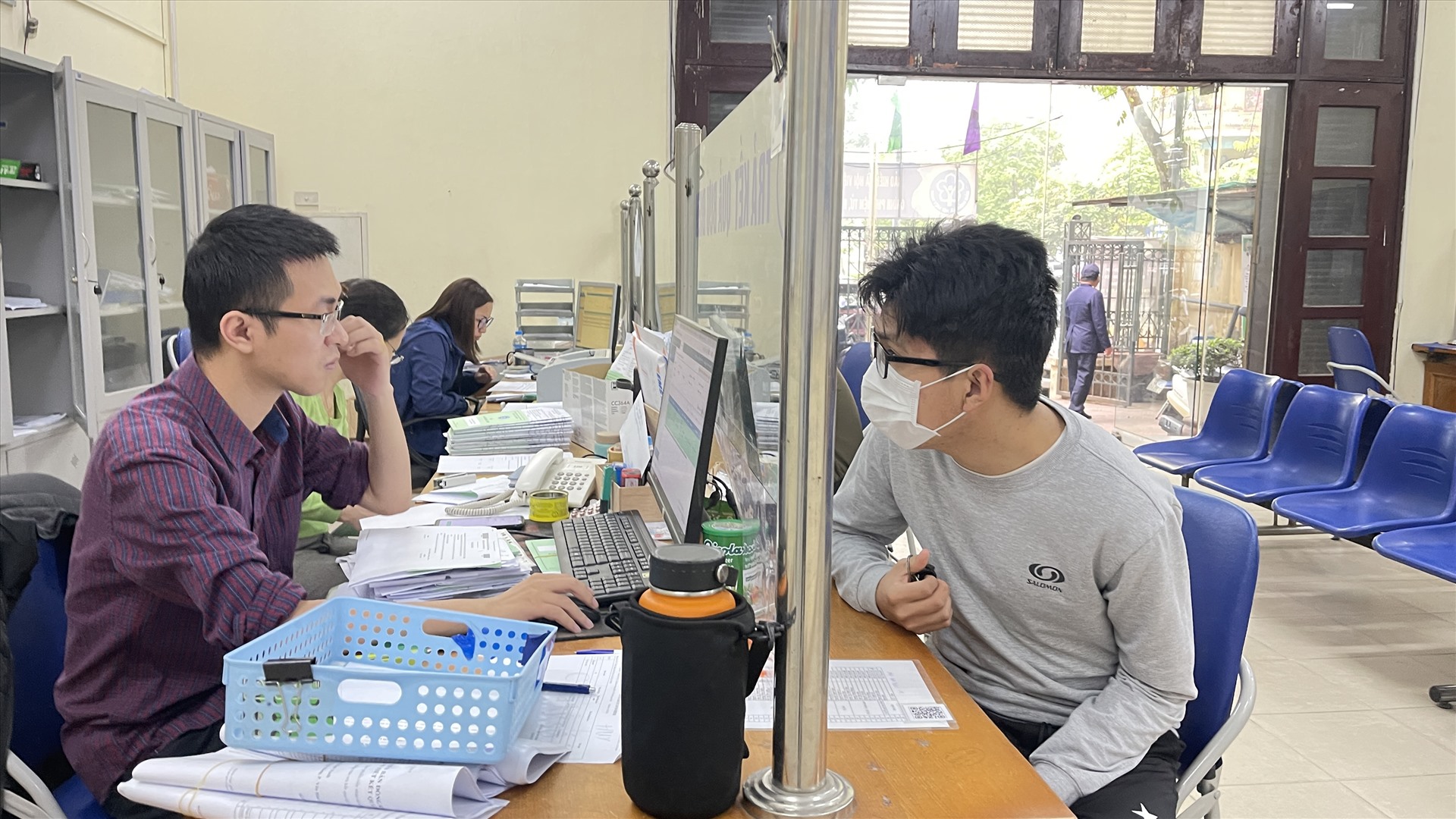 Cơ quan bảo hiểm xã hội hướng dẫn người lao động đóng BHXH tự nguyện