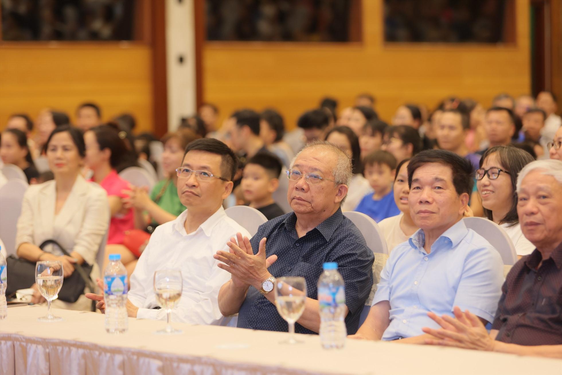 Tìm cách giúp học sinh Việt Nam không còn sợ học Toán