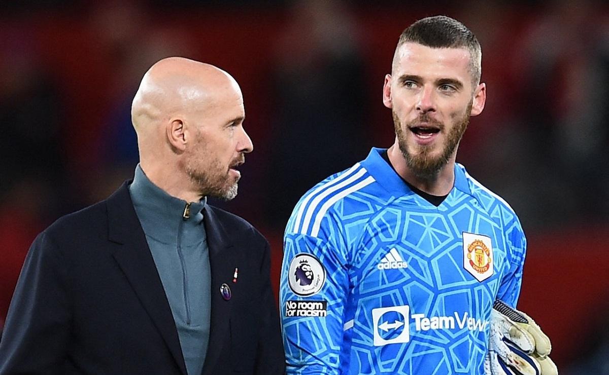 Man United đối xử quá tệ với De Gea