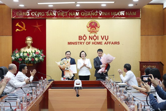 Bộ Nội vụ có tân Viện trưởng, Viện phó Viện Khoa học tổ chức nhà nước