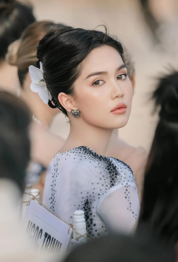Ngọc Trinh nhiều lần bị chỉ trích vì đời tư ồn ào, nhiều phát ngôn gây tranh cãi. Ảnh: Facebook nhân vật