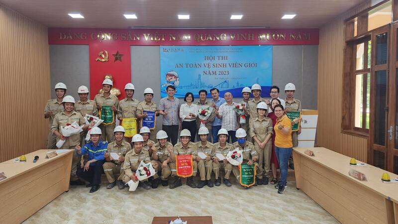 Công ty cổ phần xi măng VICEM Hà Tiên tổ chức nhiều cuộc thi cho người lao động.