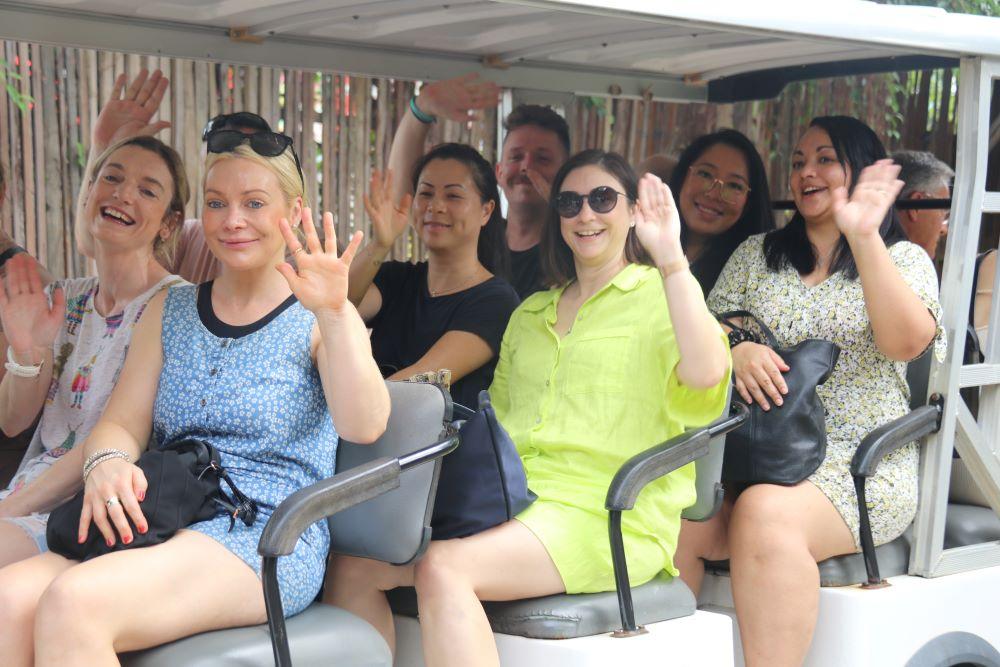 Không khí, sản phẩm du lịch khác lạ...là điểm thu hút du khách Úc đến với Nha Trang - Khánh Hòa tăng mạnh năm 2023. Ảnh: Phương Linh