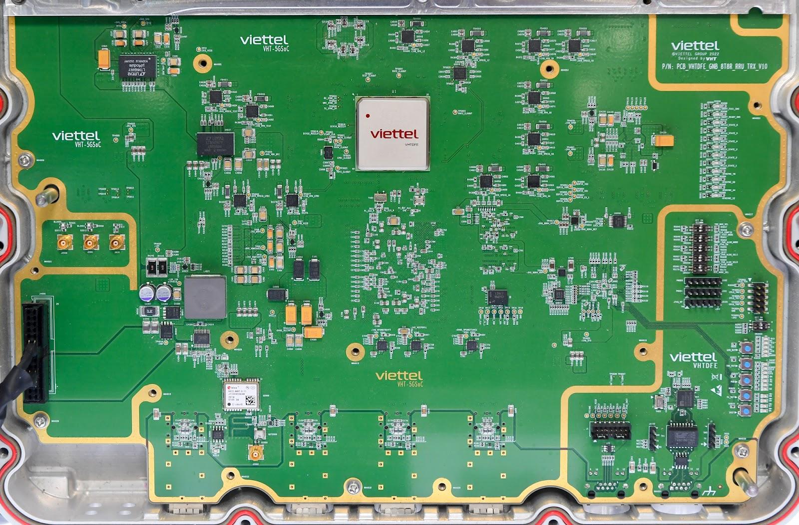 Toàn cảnh gian hàng siêu ‘hot’ tại VIIE 2023 với CHIP 5G DFE đầu tiên của Việt Nam và trợ lý ảo AI - Ảnh 3.