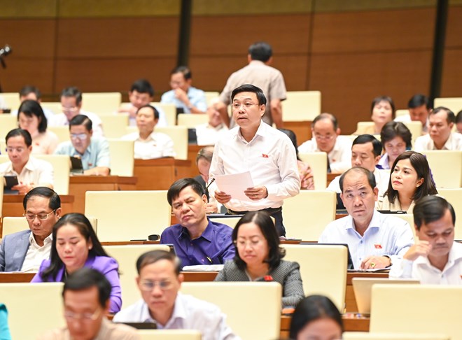 Chặn thao túng để xóa tình trạng bong bóng bất động sản